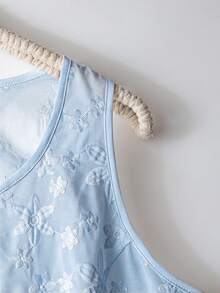 SHEIN LUNE CURVE 大码女式春夏刺绣无袖圆领修身背心，百搭时尚 - 藍色 - 查看 5