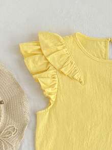 SHEIN Tween Girl Solid Yellow Shirt Blouse Top With Layed Ruffle Sleeve And Flower Print Shorts 2pcs Set Casual Minimalist Comfortable Round Neck - Yellow - View 7