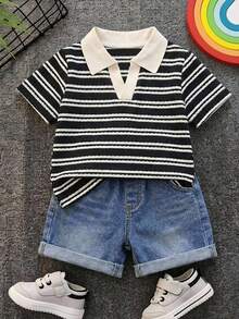SHEIN 2件組 幼童男童休閒條紋 Polo 衫與藍色牛仔短褲套裝，適合夏季出遊、旅行、生日派對、電音派對、晚會、表演、婚禮、嬰兒派對及 1 歲生日慶祝 - 彩色 - 查看 8