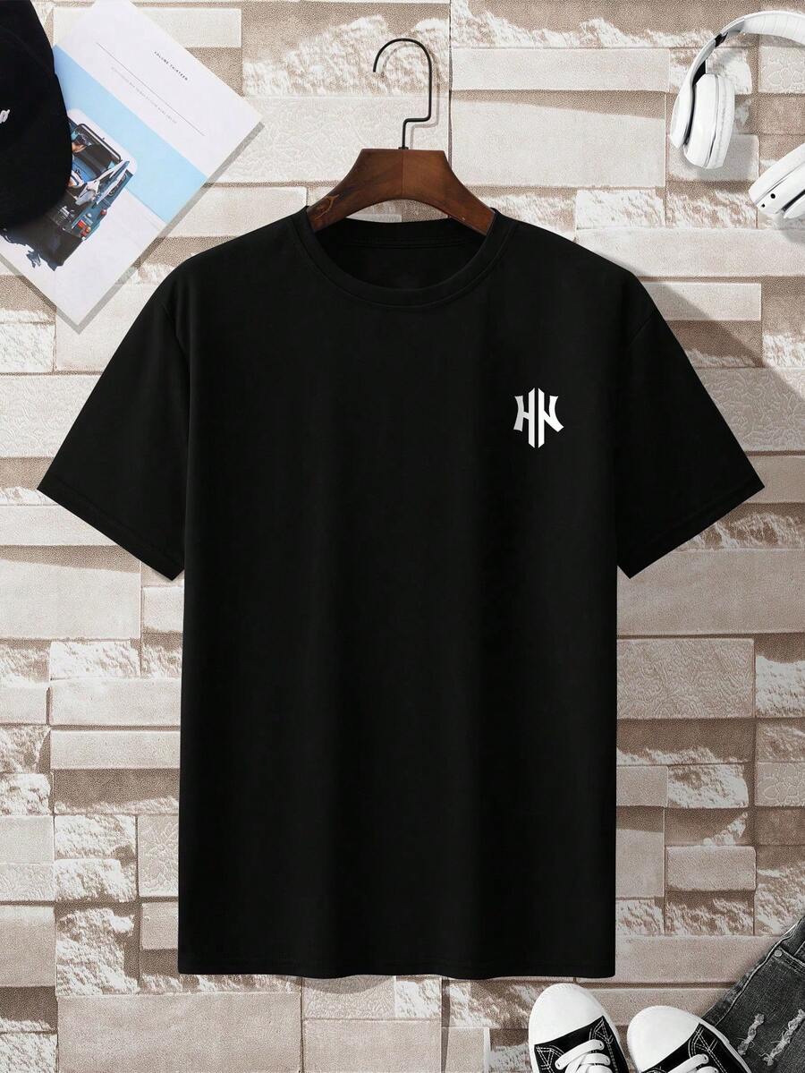 Manfinity Dauomo Men's Minimalist Logo Crew Neck T-Shirt | Basic Black Casual Short Sleeve T-Shirt - Black - View 1