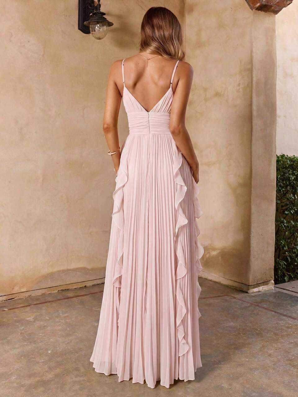 Enchnt Vestido romántico para vacaciones con volantes en el bajo, plisado y espalda descubierta
