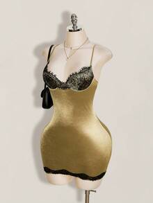 SHEIN ICON 女款對比蕾絲貼身金色性感細肩帶迷你洋裝 - 金色 - 查看 11