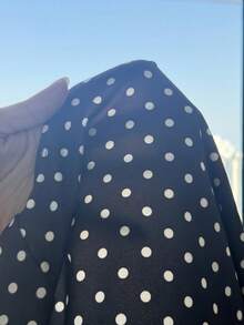 SHEIN 青少年女孩休閒簡約舒適露肩波點圖案T恤 - 黑色 - 查看 6