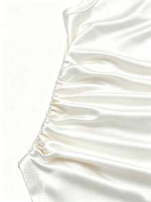 Franclia Mono ajustado con cuello asimétrico, decoración de hebilla metálica y cintura fruncida - Blanco - Ver 4