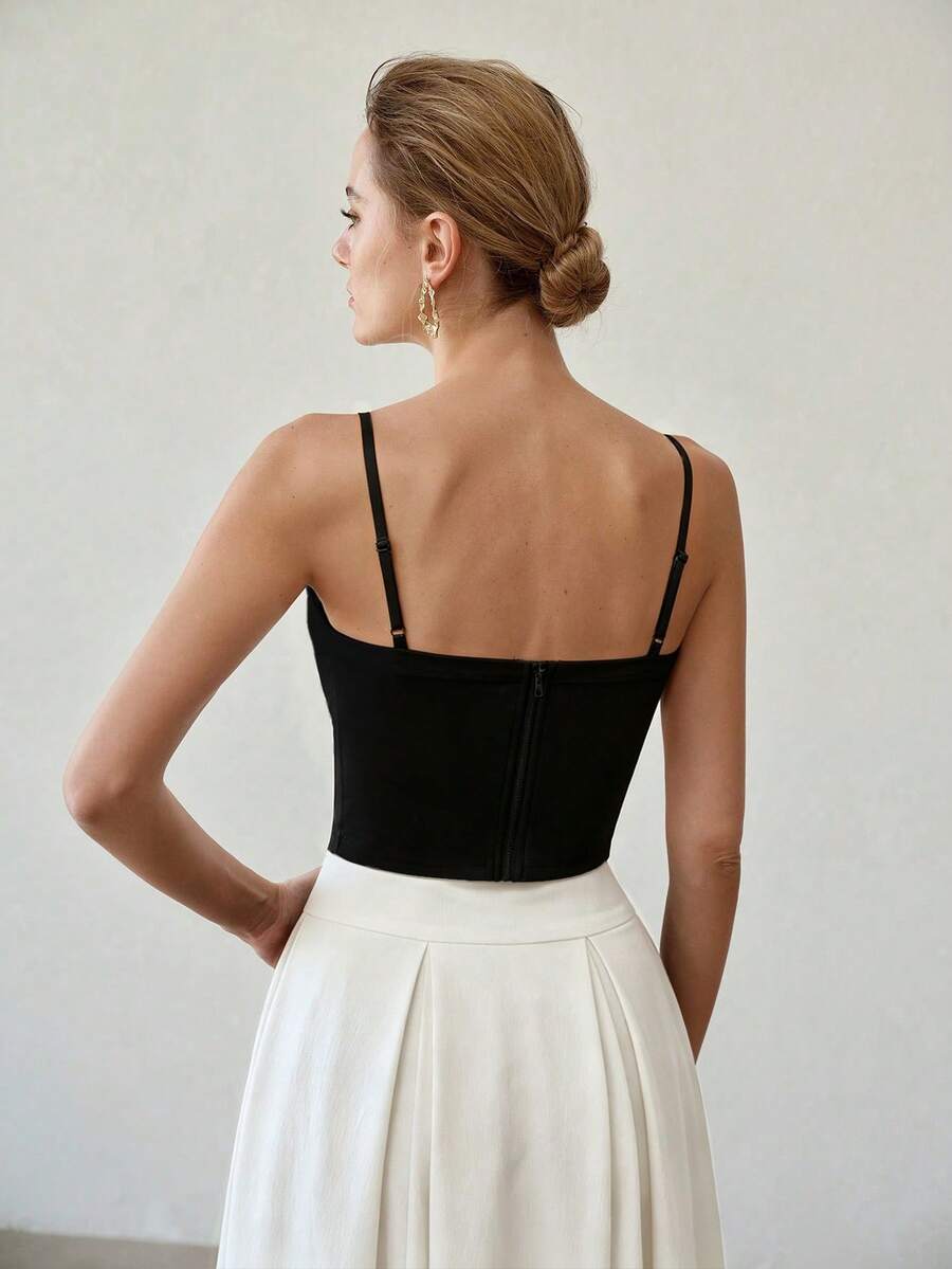 MOTF PREMIUM FASHION BASIC ELEGANT MINIMALIST ZIPPER STRAP CAMISOLE TOP FOR LAYERING GOING OUT DINNER DATE DAY PARTY BLACK SUMMER - Black - View 2