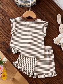 SHEIN Genkimix Kids 2件/套 女嬰幼童 0-3歲 春夏休閒日常度假 紋理針織彩色條紋荷葉袖圓領T恤與短褲套裝 - 咖啡棕 - 查看 3