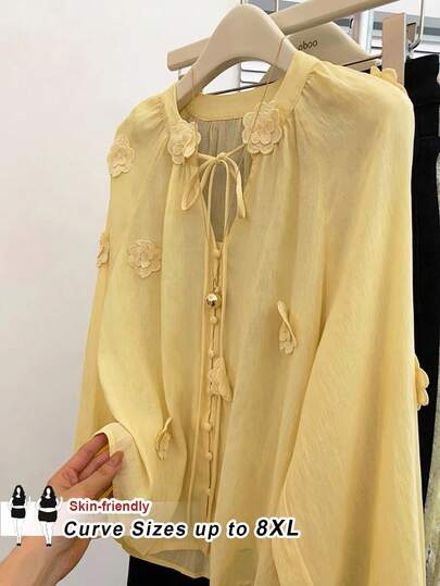 SHEIN CURVE+ Camisa de uso casual para mujer de talla grande con aplicación