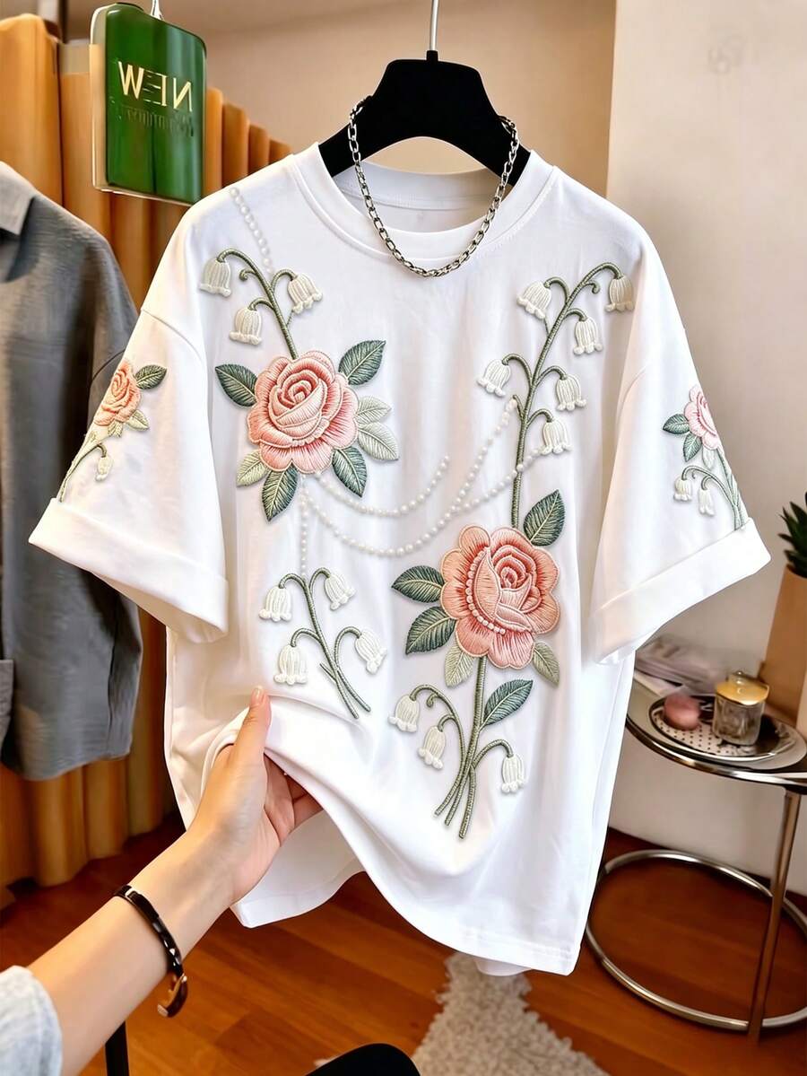 GlowEve Camiseta casual de mujer de cuello redondo de manga corta con bordado floral 3D y perlas, elegante y romántica para el verano - Blanco - Ver 1