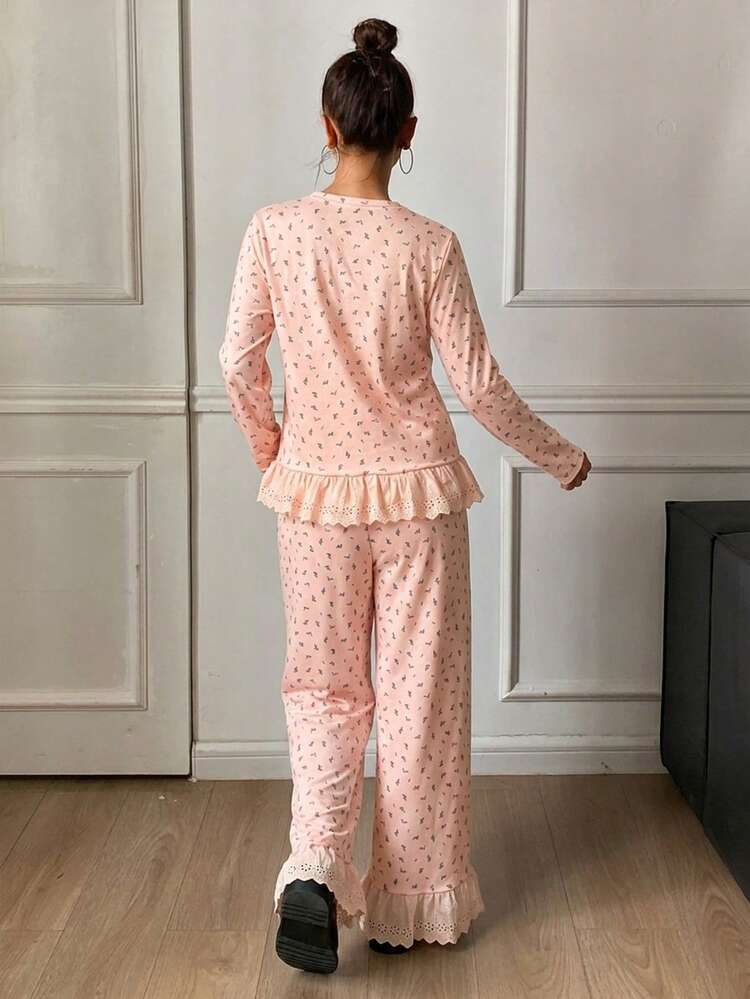 2pcs Sweet Ditsy Floral & Embroidery Ruffle Trim Pajama Set For Women, Summer