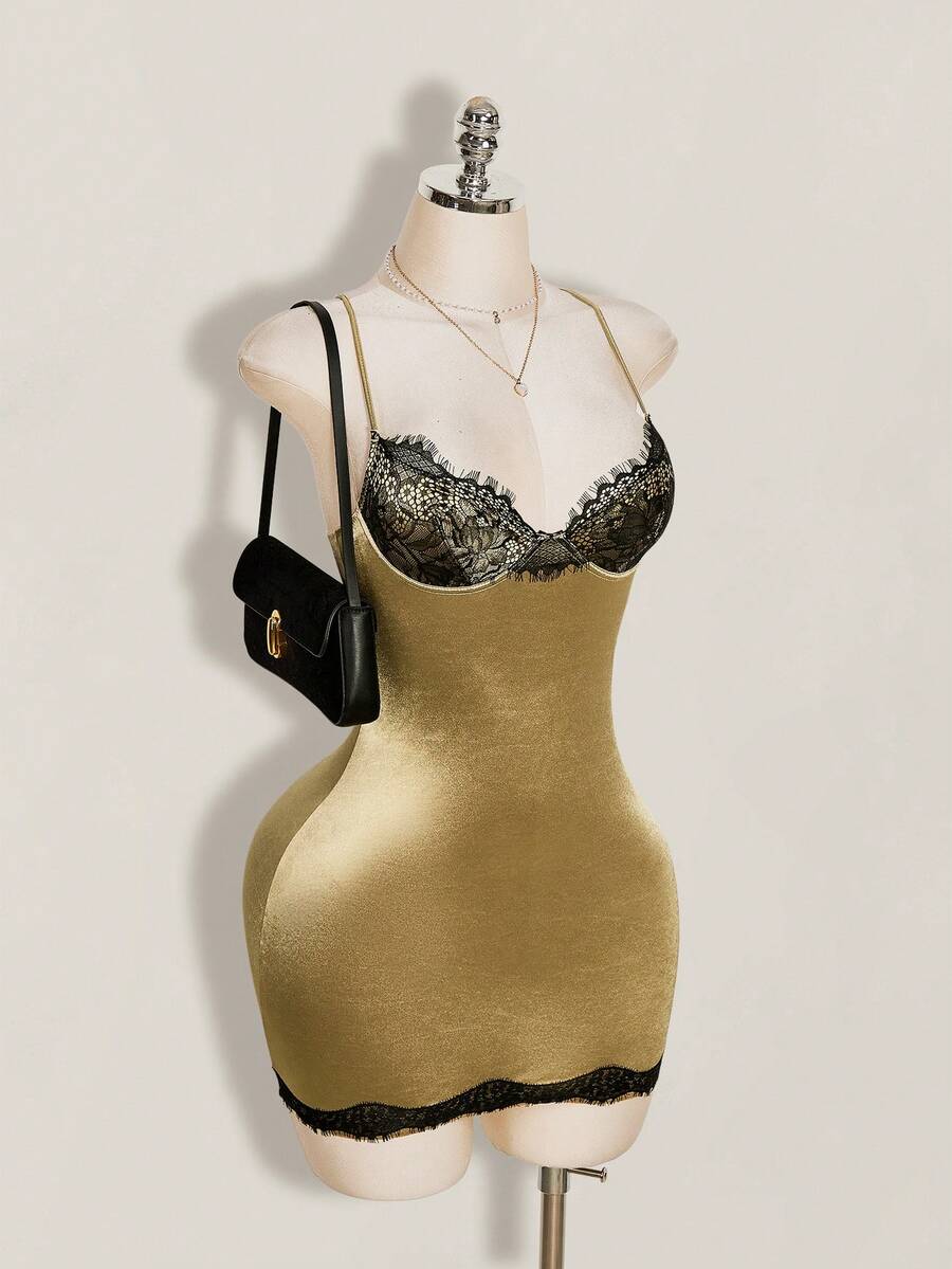 SHEIN ICON 女款對比蕾絲貼身金色性感細肩帶迷你洋裝 - 金色 - 查看 1