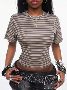 Coolane Áo thun crop top mùa hè dành cho nữ, phong cách tối giản Y2K, cơ bản, thích hợp mặc hàng ngày, đi học, phong cách đường phố, co giãn, kẻ sọc, dáng rộng, xếp ly. - Màu xanh Ô liu - Xem 3