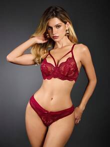 EmpressEnvy Floral Lace Underwire Lingerie Set - Rose Red - View 4