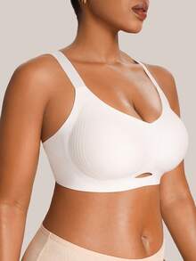 Barelissa Comfortable Plus Size Adhesive Bra With Moderate Support, Seamless And Invisible - White - View 3