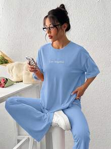 SHEIN EZwear 女士字母印花短袖T恤和喇叭裤休闲两件套 - 淺藍色 - 查看 4