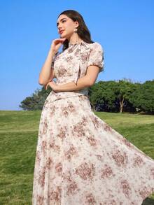 Modelyn 女款優雅花卉印花扭轉領花瓣袖縮腰洋裝，度假風 - 彩色 - 查看 3