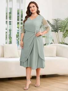 Reflora Plus Size Women Textured Metallic Rhinestone Buckle Ruched Lace Patchwork Dress Fall - Green - View 7