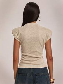 SHEIN BAE Damen Lässig Plissee Boot-Ausschnitt Gepolsterte Schulter Bluse, geeignet für Arbeit, Pendeln, Lässig, Lehrerin, Beige Top, Outdoor-Kleidung - Beige - Übersicht 2