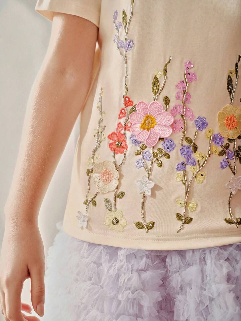 Girls' Summer Tops With Embroidered Beaded Patterns, Graphic Tees, Shiny Blouses, Suitable To Pair With Casual Shorts, Skirts