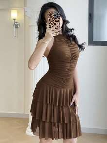 Modelyn 女士优雅度假风纯色露背褶皱修身层叠荷叶边连衣裙，夏季 - 咖啡棕 - 查看 3