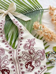 Soleia Apricot Base Black Floral Embroidered Halter Neck Backless Bow Tie Cropped Tank Top, Suitable For Music Festival Outfit - Burgundy - View 5