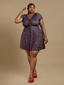 CurvyTilda Robe décontractée à manches courtes avec nœud devant, imprimé floral discret noir, élégante pour les vacances, pour les femmes grandes tailles à la silhouette en sablier - Noir - Voir 1
