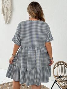 SHEIN CURVE+ 大尺碼女款 V 領格紋休閒日常洋裝 - 藍色 - 查看 2