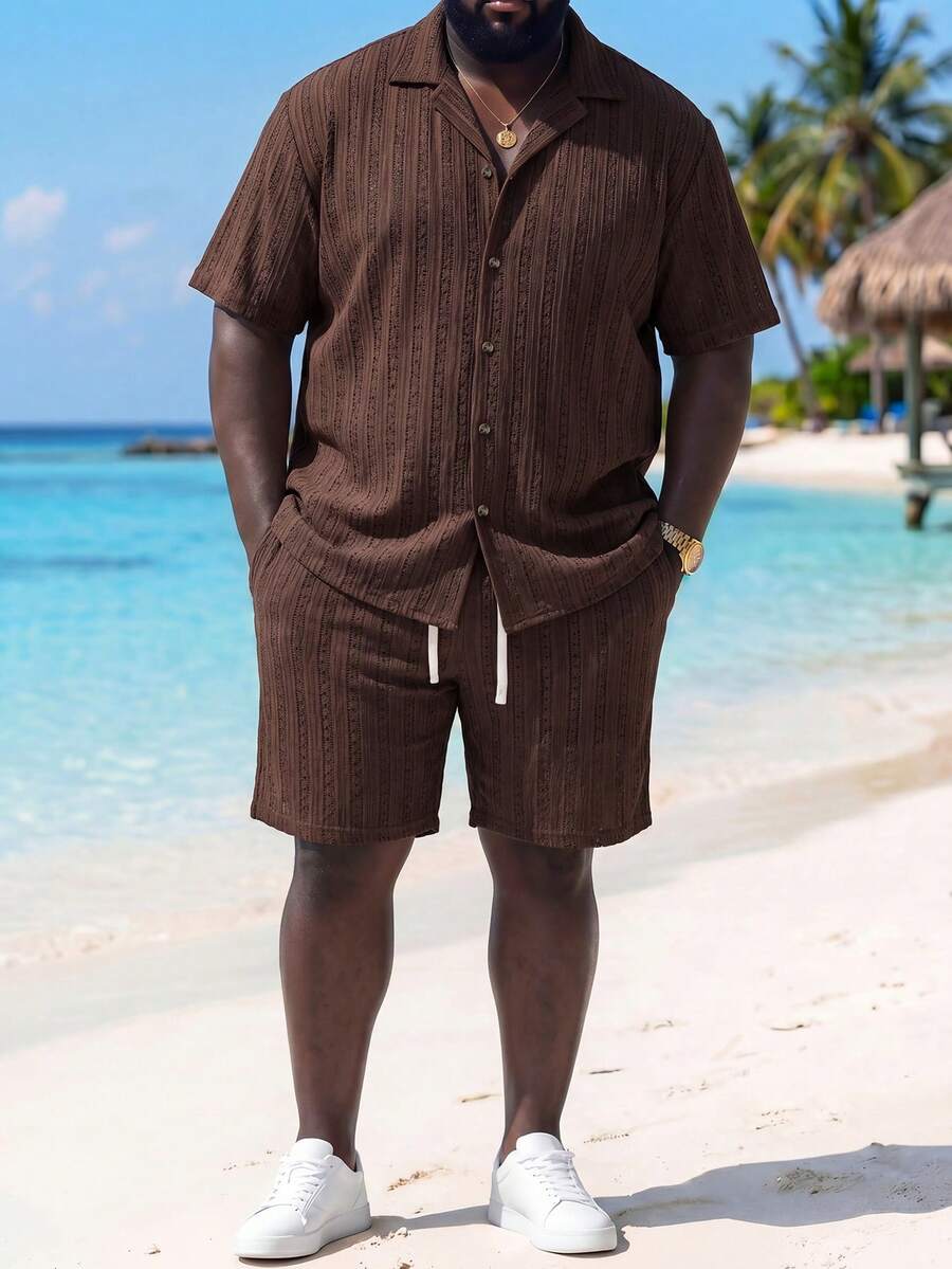 ResortEase Ensemble chemise à manches courtes ajourée et short texturé grande taille pour hommes - Acajou - Voir 1