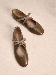 Rosivie Women's Casual Versatile Commuting Simple Lace-Up Flats - Coffee Brown - View 14