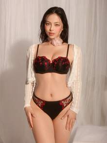 DelicateAllure 2pcs Women Floral Lace Sexy Lingerie Set - Black - View 2