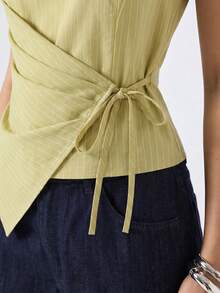 SHEIN EZwear 大尺碼女款夏季休閒度假通勤條紋印花無袖綁帶式不對稱下擺上衣 - 黃色 - 查看 5