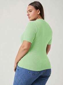 SHEIN BASICS Plus Size Women's Solid Color Casual Round Neck Short Sleeve Knit T-Shirt - Green - View 2