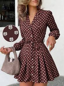 SHEIN PariChic Đầm dài tay màu cà phê thanh lịch dành cho nữ, họa tiết hoa hồng lãng mạn phủ khắp thân đầm, có thắt lưng nơ, hàng cúc phía trước và thiết kế thời trang, phù hợp cho mùa thu/đông, xuân/hè, kỳ nghỉ, hẹn hò ngày Valentine, sinh nhật, dáng chữ A và kiểu đầm ngắn tay phồng dễ thương, lãng mạn. - Cà phê - Xem 1