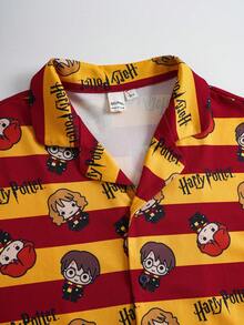 HARRY POTTER X SHEIN Conjunto de pijama con parte superior de manga corta con botones y estampado de bloques de color y rayas, y pantalones cortos para niño preadolescente - Amarillo - Ver 4