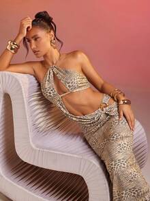 Hauture Halter Neck Dramatic Plunge Neck Printed Mesh Dress With Gold Metal Hardware Detail - Multicolor - View 5