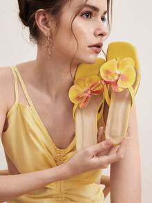 Eladyva Sandalias de chanclas con puntera cuadrada y estampado floral para mujer talla grande, Moda Verano Casual Playa, Nuevos Modelos 2025 - Amarillo - Ver 5