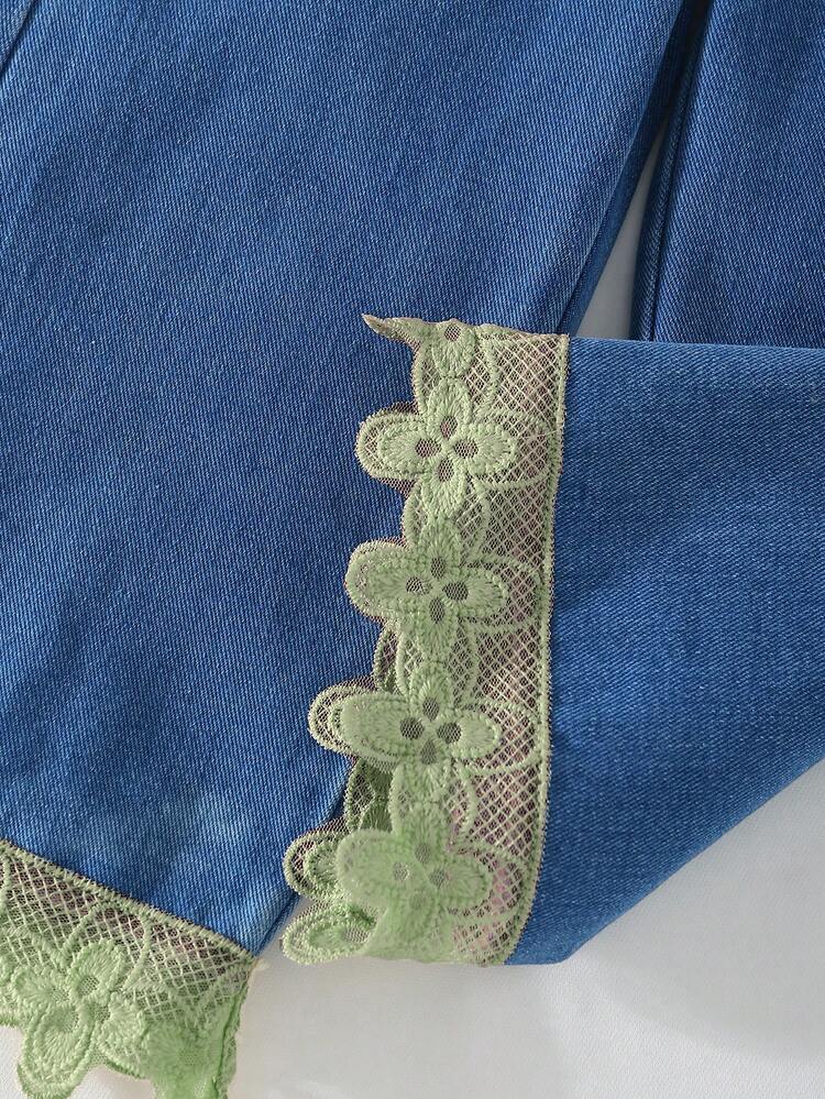 女童（小号）T恤套装，圆领泡泡袖上衣，正面饰有花朵贴花，搭配荷叶边下摆休闲牛仔裤，简约设计，时尚优雅，适合外出穿着。 - 綠色 - 查看 7