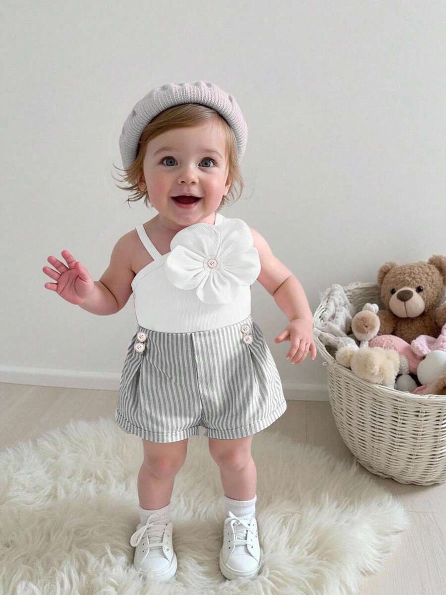 SHEIN 1pc Baby Girl White Summer Elegant 2nd Birthday Ribbed Asymmetric Strap Floral Decor Top With Pink Striped Shorts Set For Street Travel Photography - Black and White - View 1