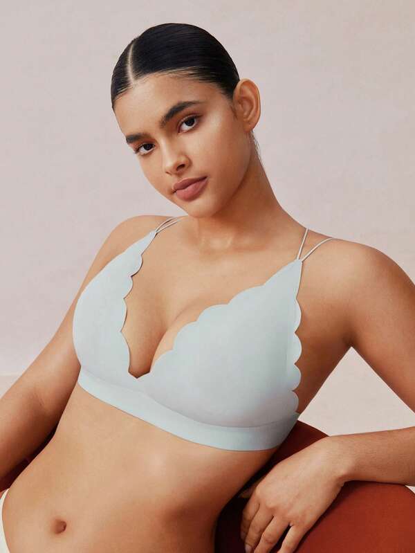 Veilyse 1pc Women's Criss-Cross Back Open Cleavage Support Sexy Ruffled Trim Bra