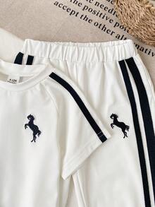 SHEIN 女嬰 2件/套 春季女童休閒運動日常風格 寬鬆刺繡裝飾套裝，短澎澎袖圓領上衣&條紋裝飾長褲 - 白色 - 查看 5