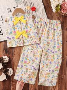 SHEIN 2件組少女碎花無袖蝴蝶結上衣&寬鬆休閒長褲套裝，夏季女孩兩件式服裝套裝復古風 - 黃色 - 查看 4