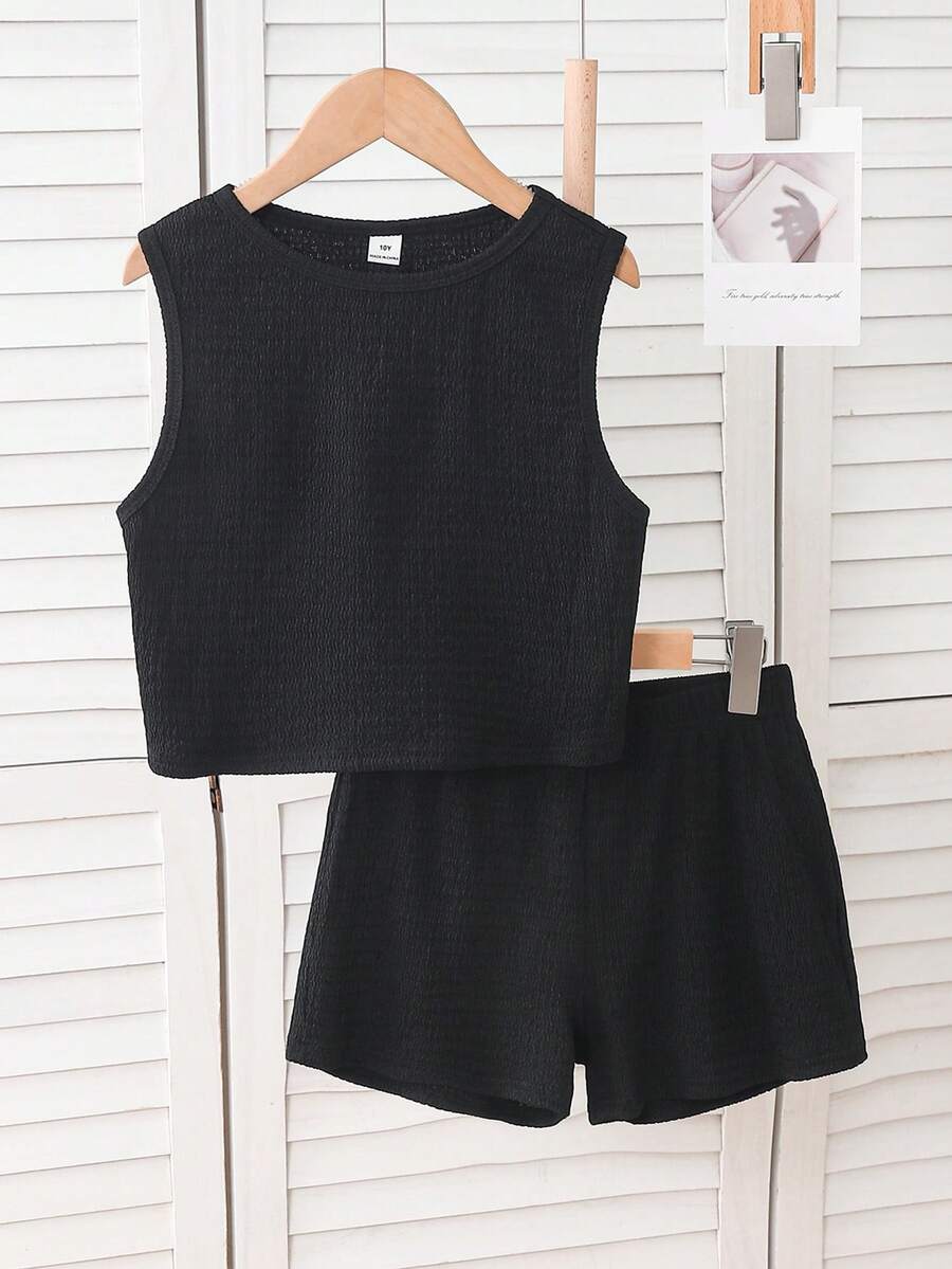 SHEIN Tween女孩黑色紋理無袖背心短褲兩件套休閒穿搭,親膚波浪面料,圓領修身短版上衣搭配高腰直筒短褲,簡約純色通勤舒適百搭日常出遊慵懶穿搭必備 - 黑色 - 查看 1