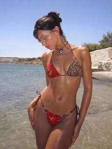 Lumalex Bộ bikini 2 mảnh gồm áo tam giác buộc dây cổ và quần bikini hai mảnh, chất liệu vải lưới in họa tiết da báo và hoa, phối cùng vải màu trơn, kiểu dáng thời trang, gợi cảm, thích hợp cho bãi biển, hồ bơi hoặc các hoạt động thể thao dưới nước. - Nhiều màu - Xem 4