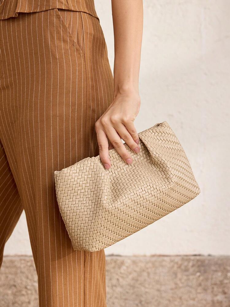 LADIES CLUTCH BAG, EXQUISITE PARTY AND DINNER BAG, COMMUTER DAILY DRESS MATCHING