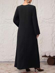 Al Najma 大尺碼女款金屬扣飾長袖阿拉伯風洋裝 - 黑色 - 查看 3