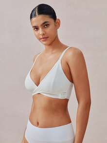 Veilyse Solid Color Patchwork Front-Open Wireless Bra For Women - White - View 8