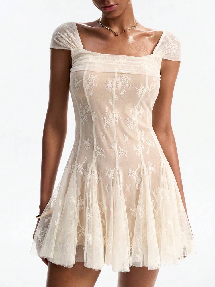 Spring Summer Textured White Lace Dress, Wedding Banquet Ball Gown Evening Dress, Fashion Party Slim Fit Elegant Commute Large Hem A-Line Short Dress, Short Sleeve Women's Dress