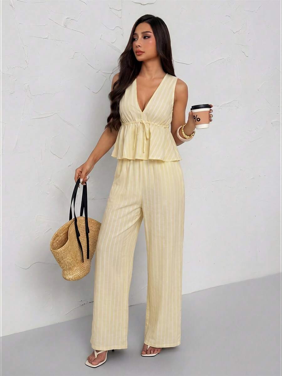 SHEIN PETITE 女款夏季黃色條紋兩件套,無袖綁腰襯衫與長褲,休閒波希米亞風,適合度假、旅行、日常穿著與通勤,小個女款 - 淡黃色 - 查看 1