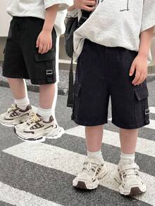 SHEIN 1件兒童/青少年男孩休閒舒適寬鬆純黑色梭織短褲，附口袋，適合夏季度假出遊、返校、婚禮、派對、運動 - 黑色 - 查看 5
