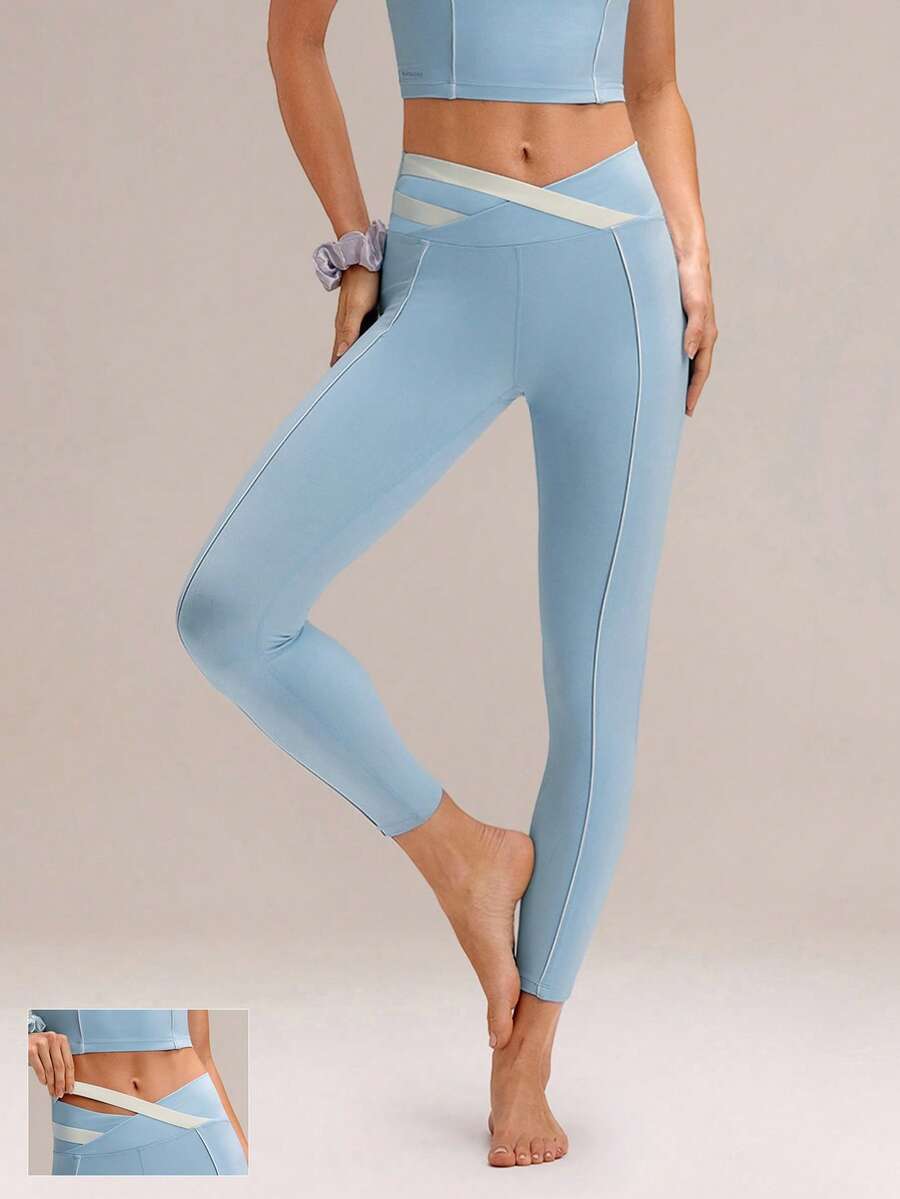 GLOWMODE Quần legging FeatherFit™ Core Confidence 24 inch, mềm mại, co giãn, thấm hút mồ hôi, phối màu tương phản, cạp chéo, thích hợp cho yoga, pilates, tập luyện và mặc hàng ngày. - Blue Day - Xem 1