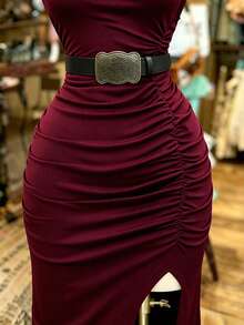 SuriyaCove Fitted Off-Shoulder Sleeveless Mid-Length Dress - Red - View 6